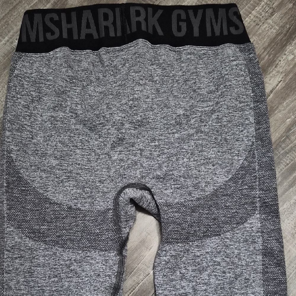 Gymshark Heather Gray Leggings - Picture 5 of 6